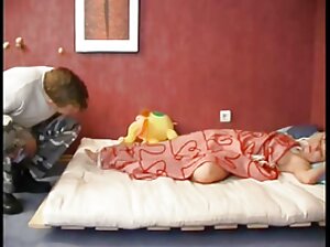 أمي في إجازة دون أبي أراد ابن الأعضاء فلم سكسي فديو