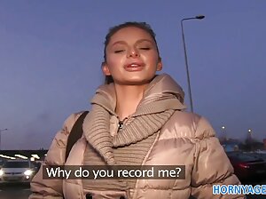 كانت الأم غيور منه في افلم سكسي فيديو حين سخيف ابنه تحت الحمام