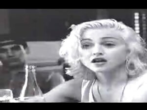 تبدو جميلة عندما الحلو تحلية فلام سكسي فيديو