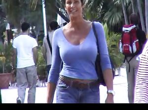 جميلة في سن المراهقة افلام فيديو سكس حيوانات يجعل فرجها وهمية