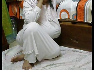 كاد سكسي اجنبي مقاطع فيديو أن يفجر جدته حتى الموت