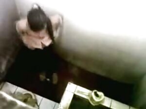 الحلق مشاهدة فيديو سكسي اللسان و الشرج من جميلة القوزاق
